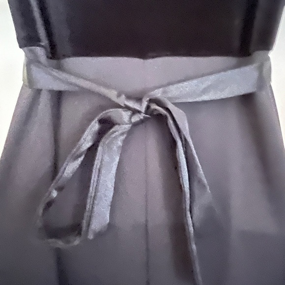 Formal Dress - Picture 3 of 5